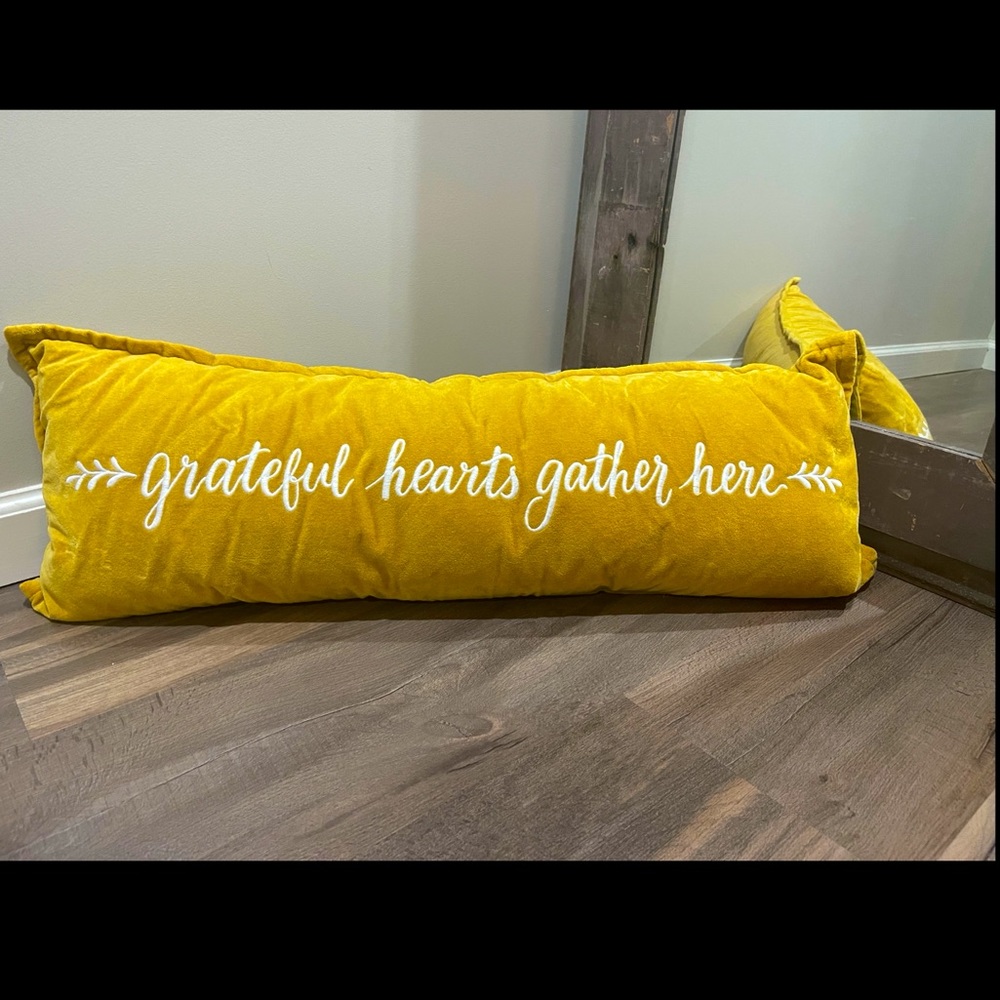 Fall Throw Pillow “Grateful Hearts Gather Here”